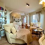 Aparthotel Weisst Du Noch - Gaestehaeuser & Ostseebad Kühlungsborn