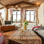 Weisst Du Noch - Gaestehaeuser & Aparthotel 4*