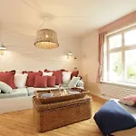 Aparthotel Weisst Du Noch - Gaestehaeuser & Ostseebad Kühlungsborn