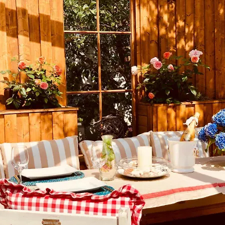 Weisst Du Noch - Gaestehaeuser & Апарт-отель