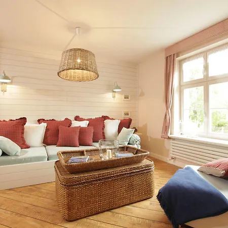 Apartmanhotel Weisst Du Noch - Gaestehaeuser & Ostseebad Kühlungsborn